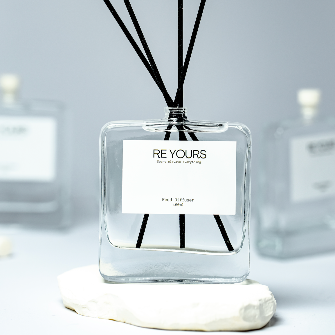 August Bedroom - Reed Diffuser
